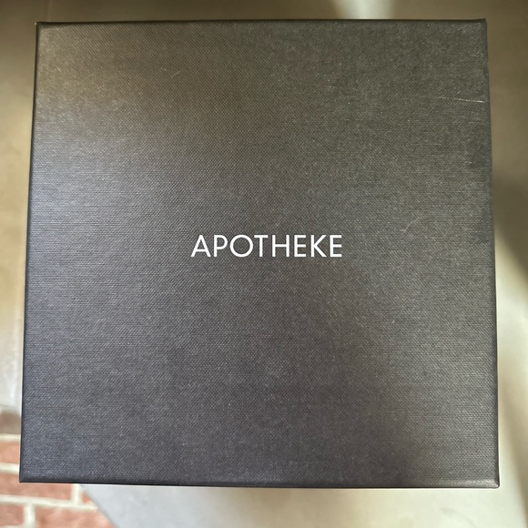Apotheke 72oz Charcoal Candle 4 wick - Picture 2 of 6